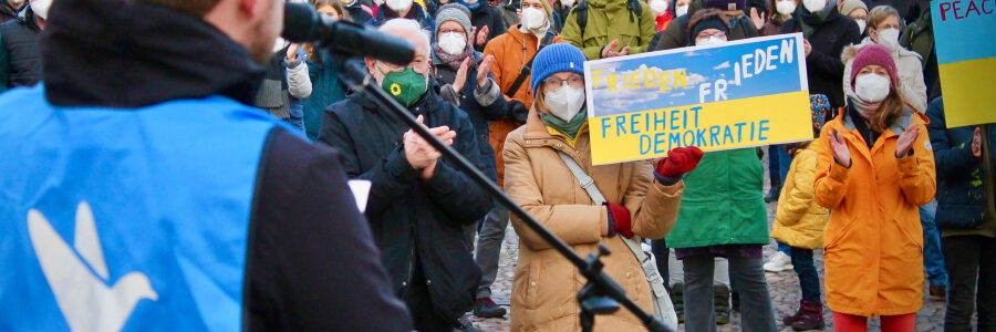 Frieden für die Ukraine. Demonstration am 5. März 2022 in Lüneburg. Foto: G. Gunkel-Schwaderer.