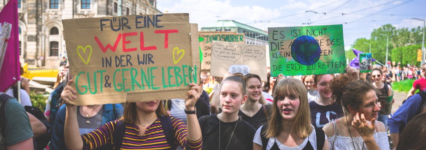 Demonstration Fridays for Future - Klimaschutz. Foto: Dominic Wunderlich, Pixabay.