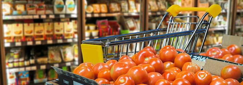 Einkauf im Supermarkt. Tomaten. Foto: Alexa, Pixabay.