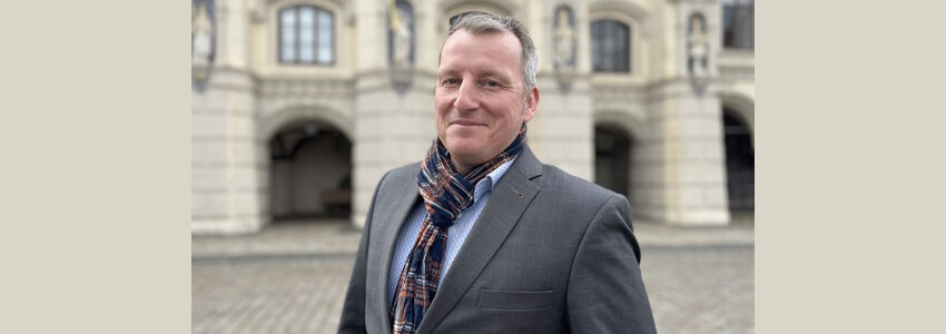 Foto: Hansestadt Lüneburg. Ullrich Seeber ist neue Schiedsperson für Schiedsamtsbezirk Lüneburg-Süd.