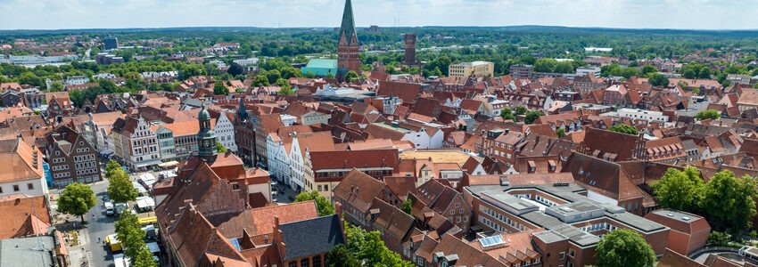 Foto: Hansestadt Lüneburg. Luftbild.