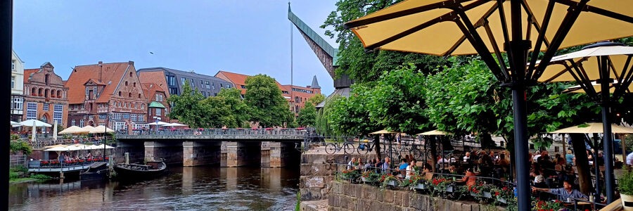 Lüneburg, Am Stintmarkt. Foto: Christine Böhm.