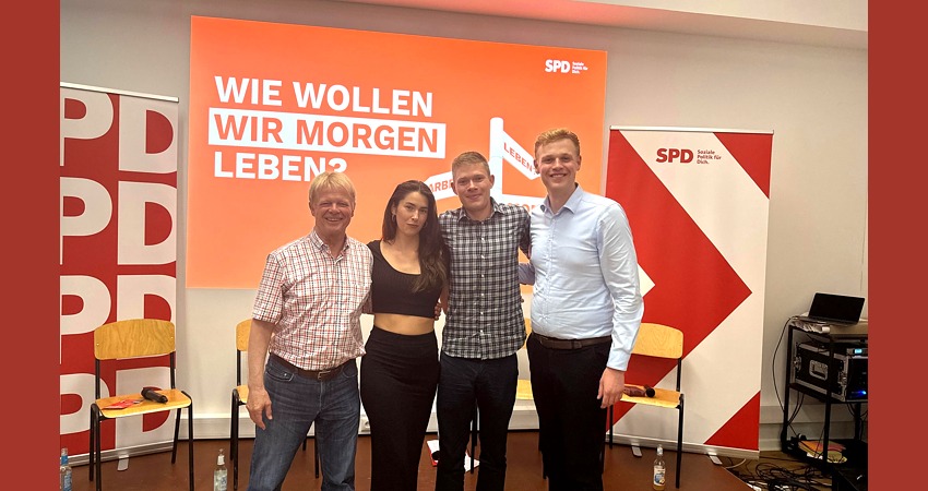 Bei der SPD-Veranstaltung "Wie wollen wir morgen leben", 13.08.2024. Von links: Reiner Hoffmann, Rifka Lambrecht, Paul Musenbrock und Jakob Blankenburg. Foto: SPD-UB Lüneburg.