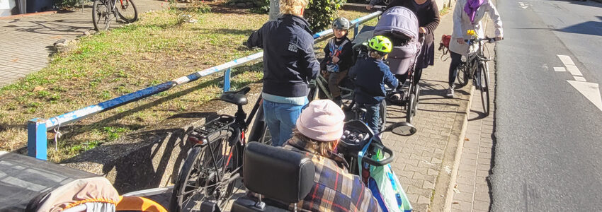 Foto: Verkehrswende-Bündnis. Ganze 1,40 Meter sind hier für Fuß- und Radverkehr in beiden Richtungen vorgesehen - unter Missachtung sämtlicher Regelwerke.