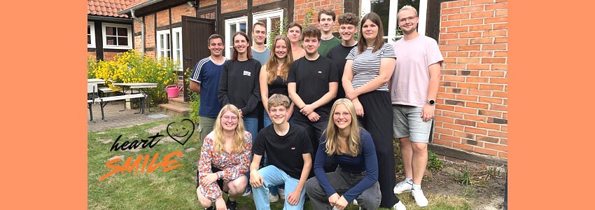 Das Orgateam des heartSMILE-Festivals. Beteiligt sind Jugendsalon im Salon Hansen, Evangelische Jugend Lüne und Stadtjugendpflege Lüneburg. Foto: Orgateam.