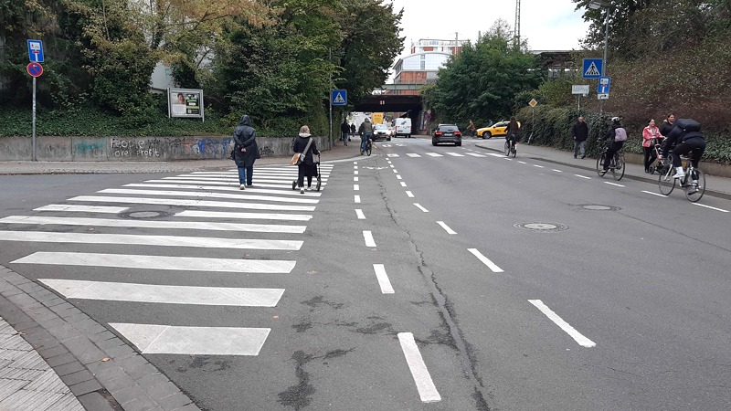 Foto: FUSS e.V. - Bleckeder Landstraße, Einmündung Lüner Weg.