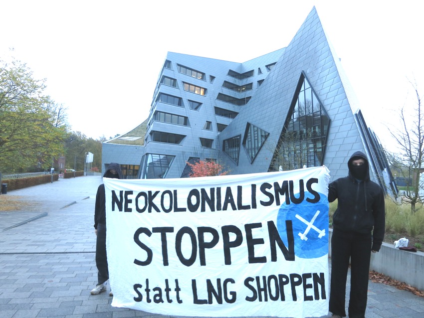 Foto: Ende Gelände Lüneburg. Aktionswochen gegen LNG 2024.