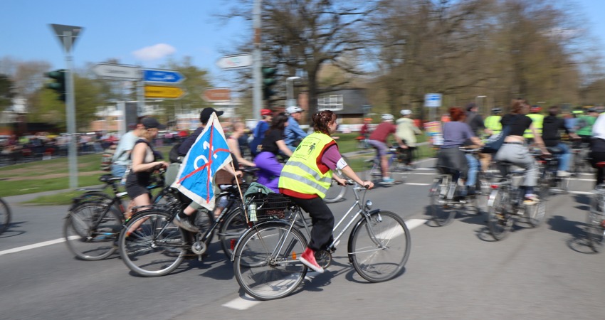 Fahrrad-Demo gegen Autobahnbau. Foto: VCD Elbe-Heide.
