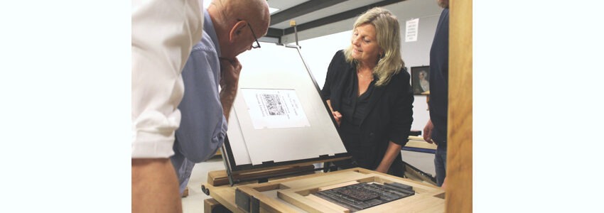 Buchdruck in der Erlebnisdruckerei im Museum Lüneburg. Foto: Museum Lüneburg.