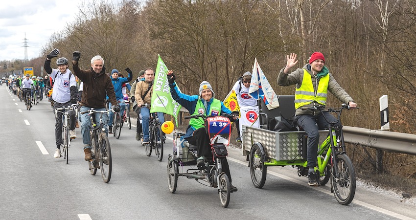 Foto: Malte Hübner. Lüneburg: Fahrraddemo gegen A39 am 16.03.2025.