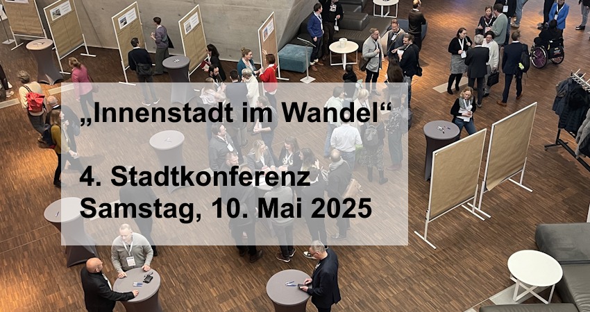 „Innenstadt im Wandel“: 4. Lüneburger Stadtkonferenz am 10. Mai 2025. Foto: Hansestadt Lüneburg. Wie sich zeigte, ist Lüneburg Eine der drei „Bestperformerinnen“ in der bekannten Vergleichsstudie „Vitale Innenstädte 2024“ in der Stadtgröße von 50.000 bis 100.000. Boris Hedde, Geschäftsführer des Instituts für Handelsforschung in Köln (IFH), stellte die Studie bei der Stadtkonferenz vor.