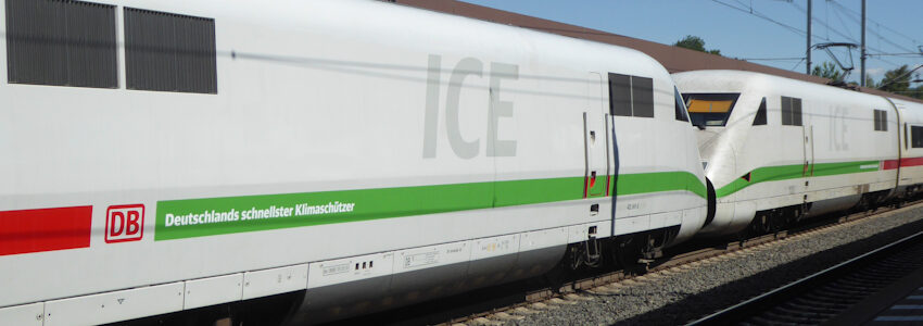 Foto: Martin Mützel, VCD Niedersachsen. ICE als "Deutschlands schnellster Klimaschützer".
