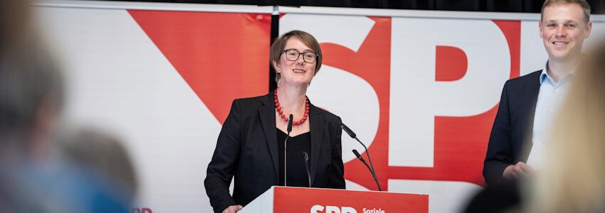 Foto: SPD Lüneburg. Karoline Feldmann und Jakob Blankenburg. die beiden Vorsitzenden im SPD-Unterbezirk Landkreis Lüneburg.