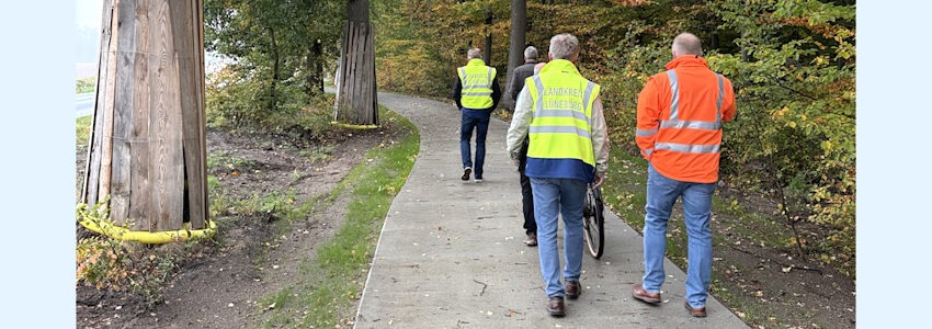 Foto: Landkreis Lüneburg. Der Radweg entlang der K28 wird um den bestehenden Baumbestand herumgeführt, wo immer es möglich ist.