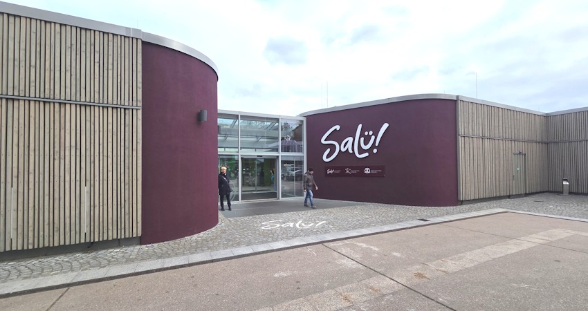 Foto: Lüne-Blog. SaLü - Salztherme Lüneburg. Eingangsbereich.