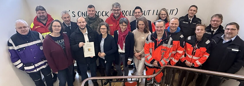 Foto: Landkreis Lüneburg. Zahlreiche Verantwortliche haben am ManV-Konzept des Landkreises Lüneburg mitgearbeitet.