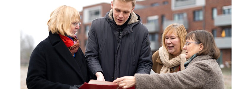 SPD fordert Frauenschutzzentrum. Von links: Andrea Schröder-Ehlers, Jakob Blankenburg, Antje Henze und Brigitte Mertz. Foto: SPD Lüneburg.