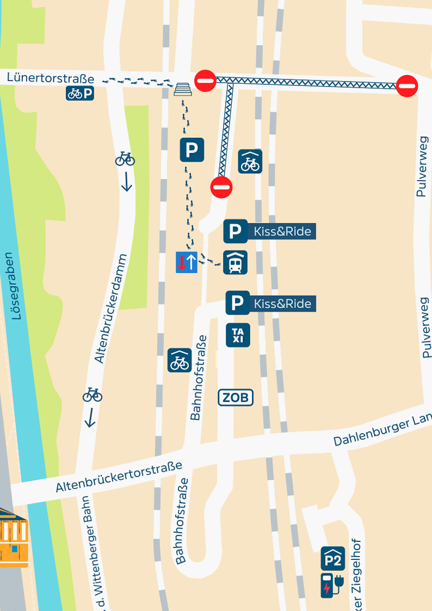 Grafik: Hansestadt Lüneburg. Vekehrsführung während der Bauzeit an der Bleckeder Landstraße. Für Autos ist der Bahnhof von Norden her nicht mehr erreichbar. Auch für Fuß- und Radverkehr wird die nördliche Bahnhofsstraße demnächst gesperrt. Fußgänger:innen gelangen dann über einen Treppenturm an der Lünertorstraße zum Bahnhof.
Auto- und Radverkehr erreichen den Bahnhof und die Parkplätze von Süden.