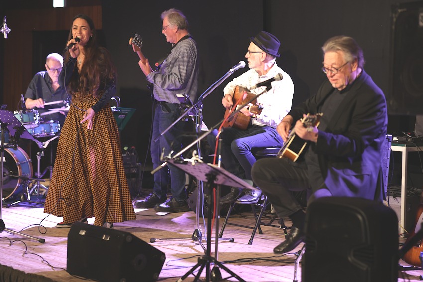 ONE WORLD Reinstorf: „Swinging the Soul“ mit Ronja Hilbig – 21. März 2026