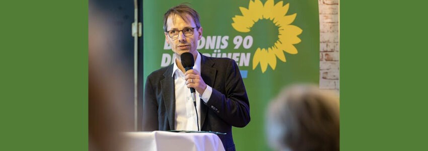 Landratskandidat Torsten Franz bei der Aufstellungsversammlung von Bündnis 90/Die Grünen am 15. April 2026.