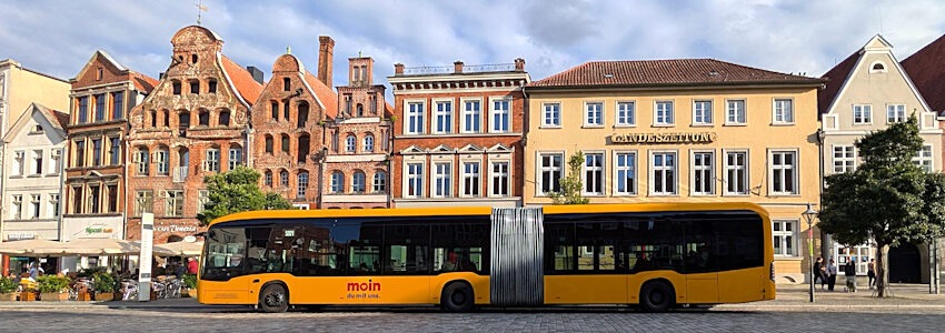 Foto: MOIN GmbH. MOIN-Bus Am Sande in Lüneburg.