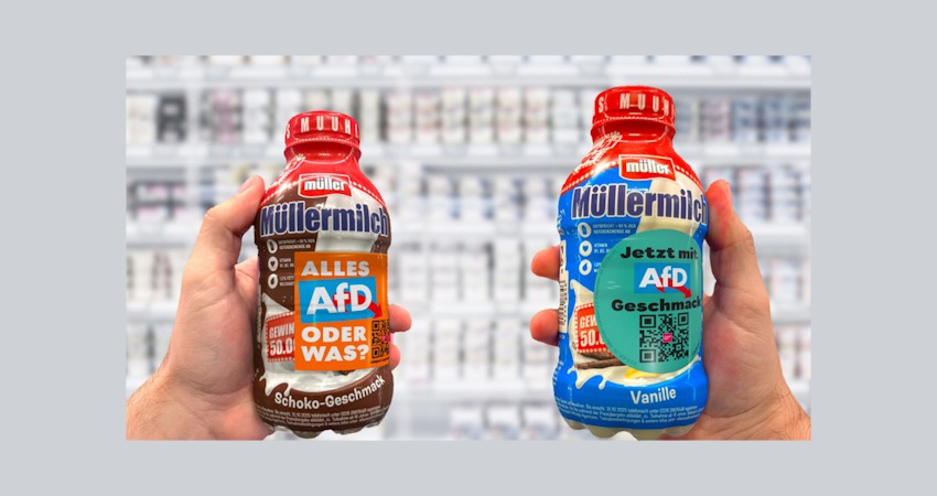 Foto: Campact. Flaschen mit Aufkleber „Alles AfD, oder was?“